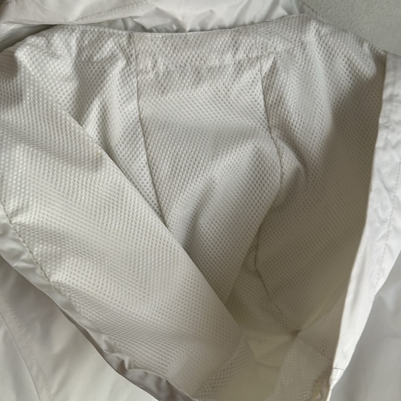 INTL d.e.t.a.i.l.s spring coat Size M - Picture 8 of 9